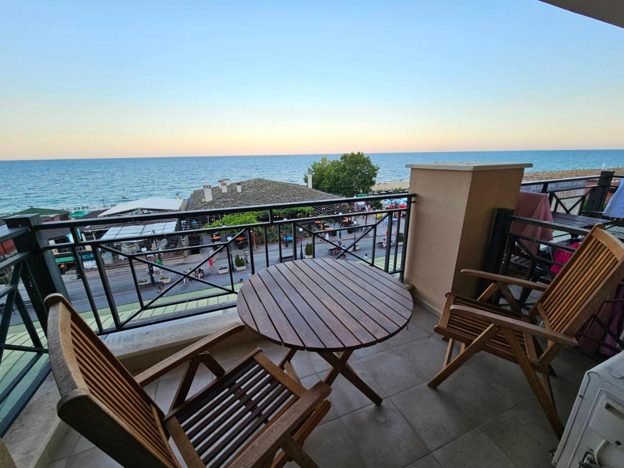 Europroperties Sirena Apartaments Golden Sands Esterno foto